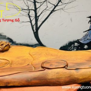 Khay trà thiềm thừ gỗ hương.