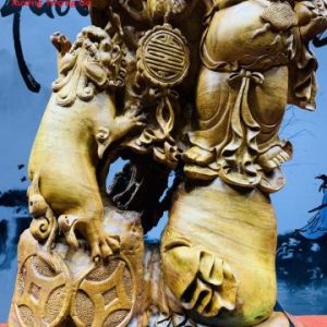 Di Lặc ngũ tiểu vác cành đào sụn hương. Di Lặc ngũ tiểu vác cành đào sụn hương.