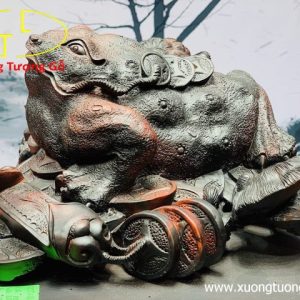 Thiềm thừ gỗ trắc. Thiềm thừ gỗ trắc.