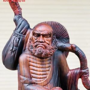 Đạt Ma hàm long gỗ trắc. Đạt Ma hàm long gỗ trắc.