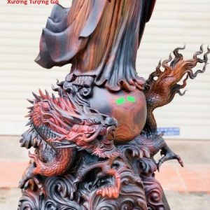 Đạt Ma hàm long gỗ trắc. Đạt Ma hàm long gỗ trắc.