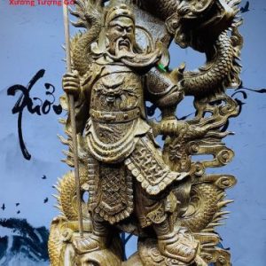 Quan công ngự tam long mun đuôi công. Quan công ngự tam long mun đuôi công.