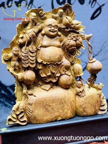 Di Lặc ngũ tiểu vác đào nu hương. Di Lặc ngũ tiểu vác đào nu hương.