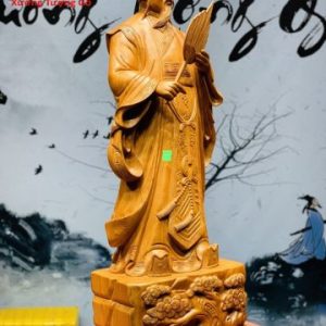 Tượng Khổng Minh gỗ hương.