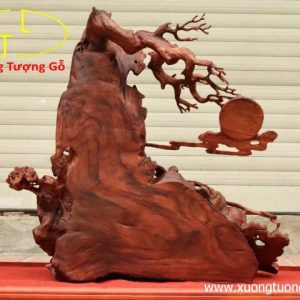 Nhất tâm bái Phật gỗ sưa