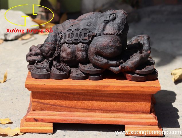 Tượng Thiềm thừ gỗ trắc Tượng Thiềm thừ gỗ trắc