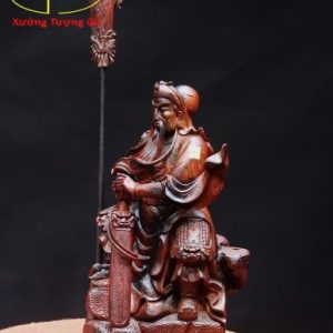 Quan Công chống đao gỗ trắc.