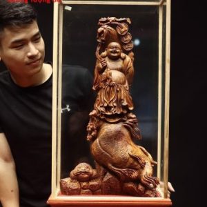 Di Lặc đứng sâm gỗ sưa