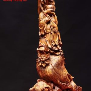 Di Lặc đứng sâm gỗ sưa