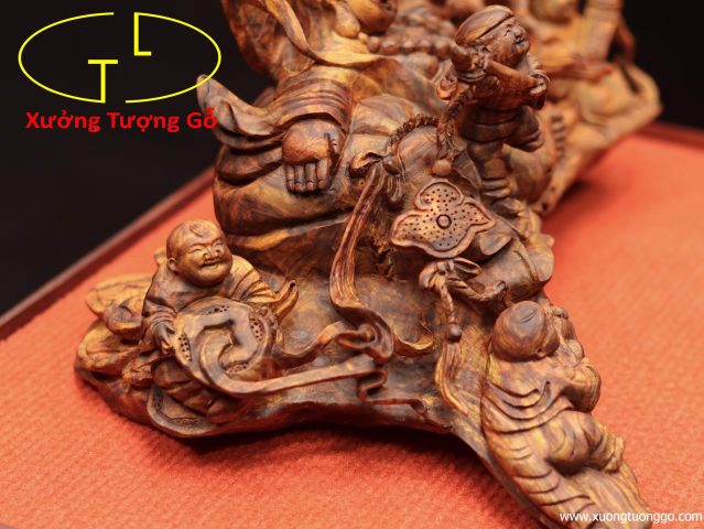 Di Lặc ngũ tiểu bao tiền gỗ sưa. Di Lặc ngũ tiểu bao tiền gỗ sưa.