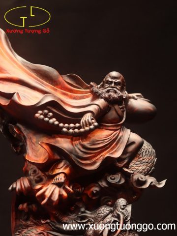 Đạt Ma hàm long gỗ trắc. Đạt Ma hàm long gỗ trắc.