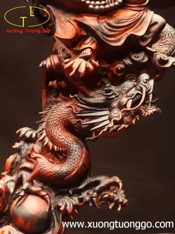 Đạt Ma hàm long gỗ trắc. Đạt Ma hàm long gỗ trắc.