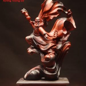 Đạt Ma múa võ gỗ trắc