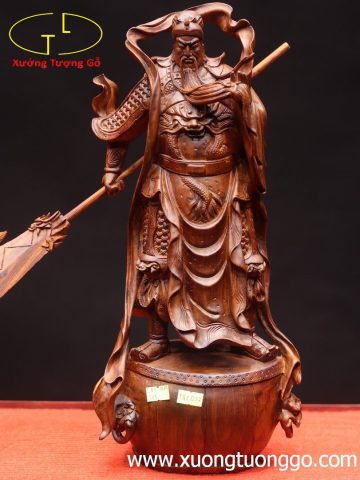 Quan Công đứng trống gỗ sưa. Quan Công đứng trống gỗ sưa.