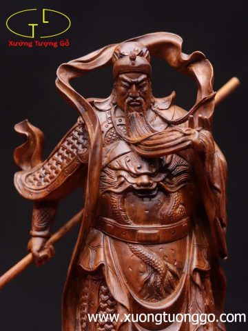Quan Công đứng trống gỗ sưa. Quan Công đứng trống gỗ sưa.