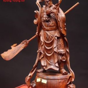 Quan Công đứng trống gỗ sưa. Quan Công đứng trống gỗ sưa.