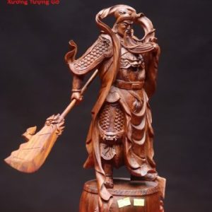Quan Công đứng trống gỗ sưa. Quan Công đứng trống gỗ sưa.