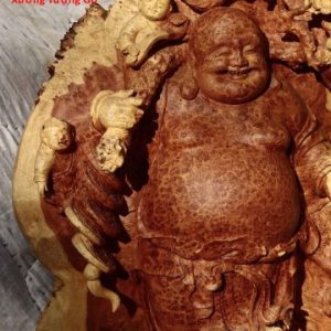 Di Lặc ngũ tiểu vác đào đứng bao tiền gỗ nu hương Di Lặc ngũ tiểu vác đào đứng bao tiền gỗ nu hương