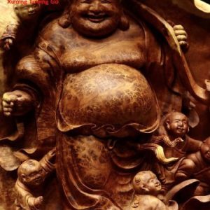 Di Lặc ngũ tiểu vác gậy như ý nu hương. Di Lặc ngũ tiểu vác gậy như ý nu hương.