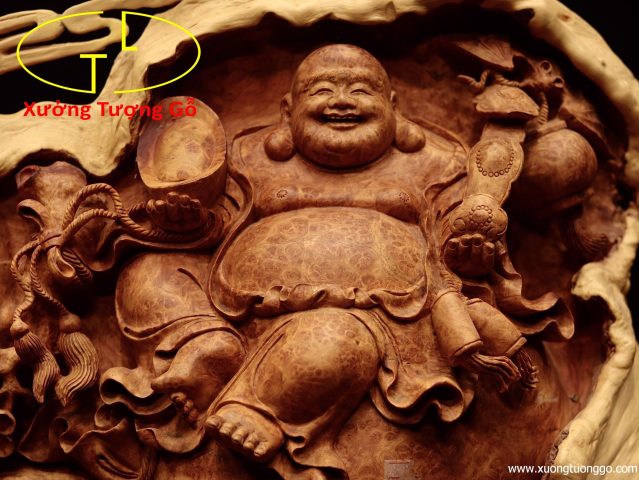 Di Lặc ngồi bao tiền nu hương Di Lặc ngồi bao tiền nu hương