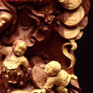 Di Lặc ngũ tiểu vác đào nu hương Di Lặc ngũ tiểu vác đào nu hương