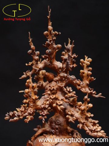 Bình mai gỗ hương. Bình mai gỗ hương.