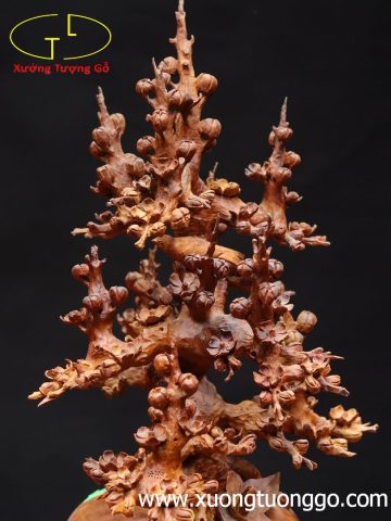 Bình hoa gỗ hương. Bình hoa gỗ hương.