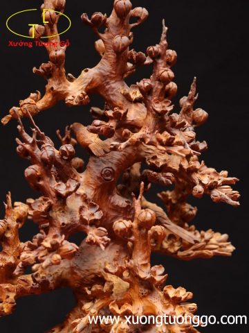 Bình hoa gỗ hương. Bình hoa gỗ hương.