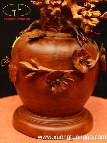 Bình mai gỗ hương. Bình mai gỗ hương.