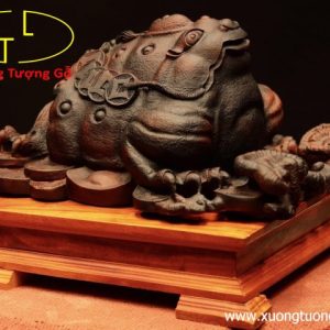 Thiềm thừ gỗ trắc đen Thiềm thừ gỗ trắc đen