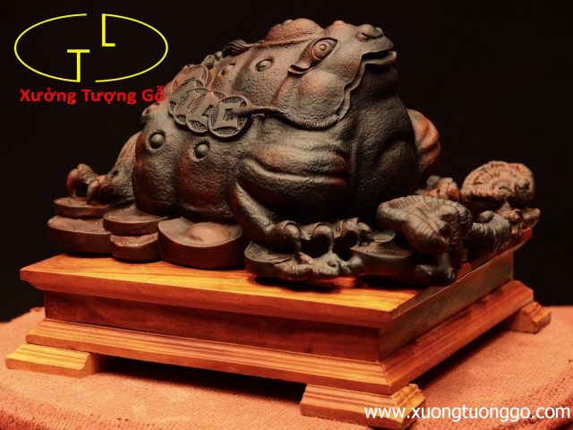 Thiềm thừ gỗ trắc đen Thiềm thừ gỗ trắc đen