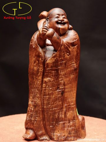 Di Lặc chúc phúc gỗ cẩm. Di Lặc chúc phúc gỗ cẩm.