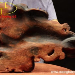 Khay trà hỏa kỳ lân gỗ trắc.