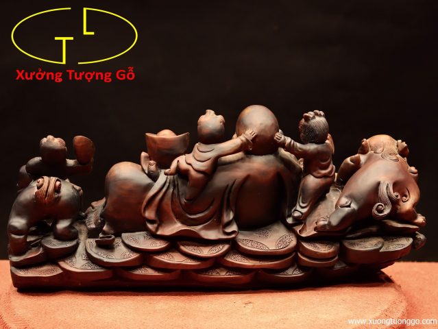 Di Lặc ngũ tiểu song nghê gỗ trắc. Di Lặc ngũ tiểu song nghê gỗ trắc.