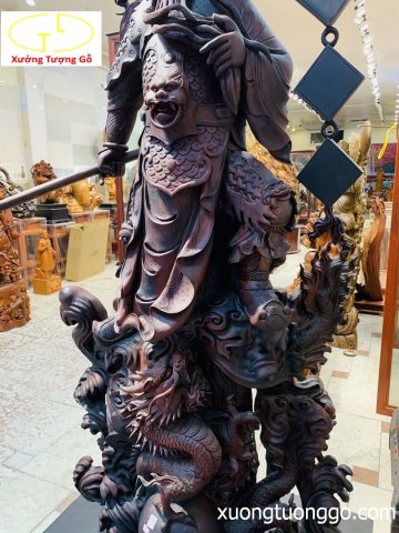 Quan Công ngự song long gỗ trắc. Quan Công ngự song long gỗ trắc.