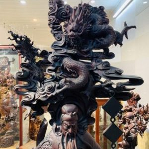 Quan Công ngự song long gỗ trắc. Quan Công ngự song long gỗ trắc.
