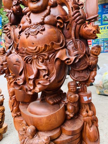 Di Lặc ngũ tiểu( ngũ phúc) vác đào đứng vàng gỗ hương Di Lặc ngũ tiểu( ngũ phúc) vác đào đứng vàng gỗ hương