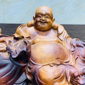 Di Lặc ngồi bao tiền hương ta Di Lặc ngồi bao tiền hương ta