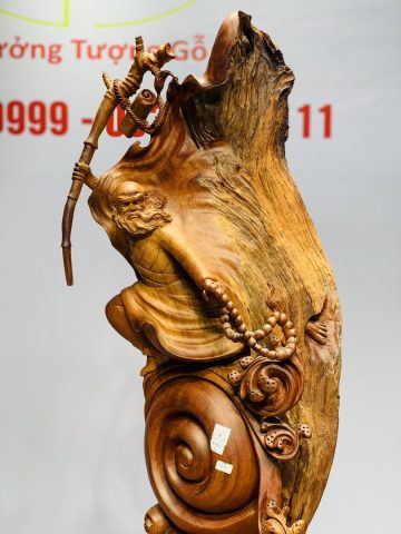 Đạt Ma múa võ gỗ hương ta Đạt Ma múa võ gỗ hương ta
