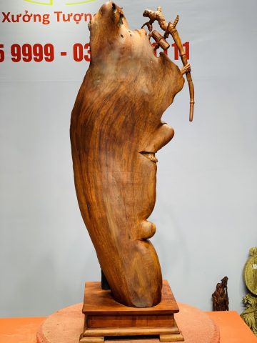 Đạt Ma múa võ gỗ hương ta Đạt Ma múa võ gỗ hương ta
