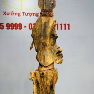 Đạt ma đứng gỗ hương. Đạt ma đứng gỗ hương.