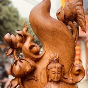 Quan Âm ban phước gỗ hương ta. Quan Âm ban phước gỗ hương ta.