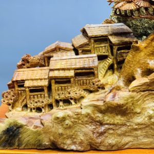 Tiểu cảnh(bonsai) ôm đá gỗ hương ta.