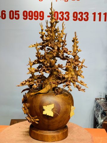 Bình mai gỗ hương ta. Bình mai gỗ hương ta.