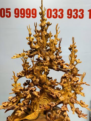 Bình mai gỗ hương ta. Bình mai gỗ hương ta.
