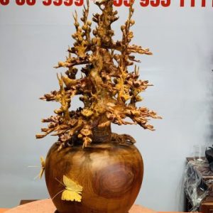 Bình mai gỗ hương ta. Bình mai gỗ hương ta.