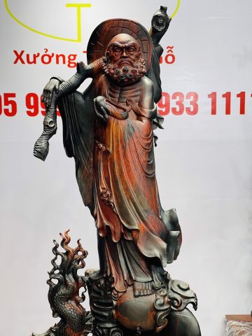 Đạt Ma ngự rồng trắc đỏ đen. Đạt Ma ngự rồng trắc đỏ đen.