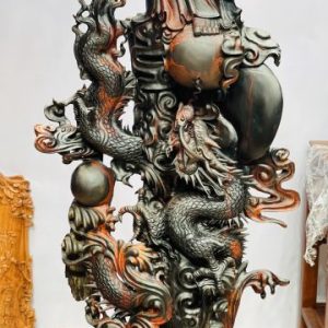 Đạt Ma ngự rồng trắc đỏ đen. Đạt Ma ngự rồng trắc đỏ đen.