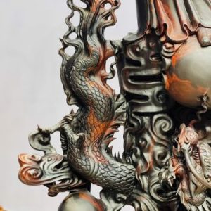 Đạt Ma ngự rồng trắc đỏ đen. Đạt Ma ngự rồng trắc đỏ đen.