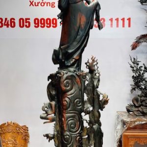Đạt Ma ngự rồng trắc đỏ đen. Đạt Ma ngự rồng trắc đỏ đen.